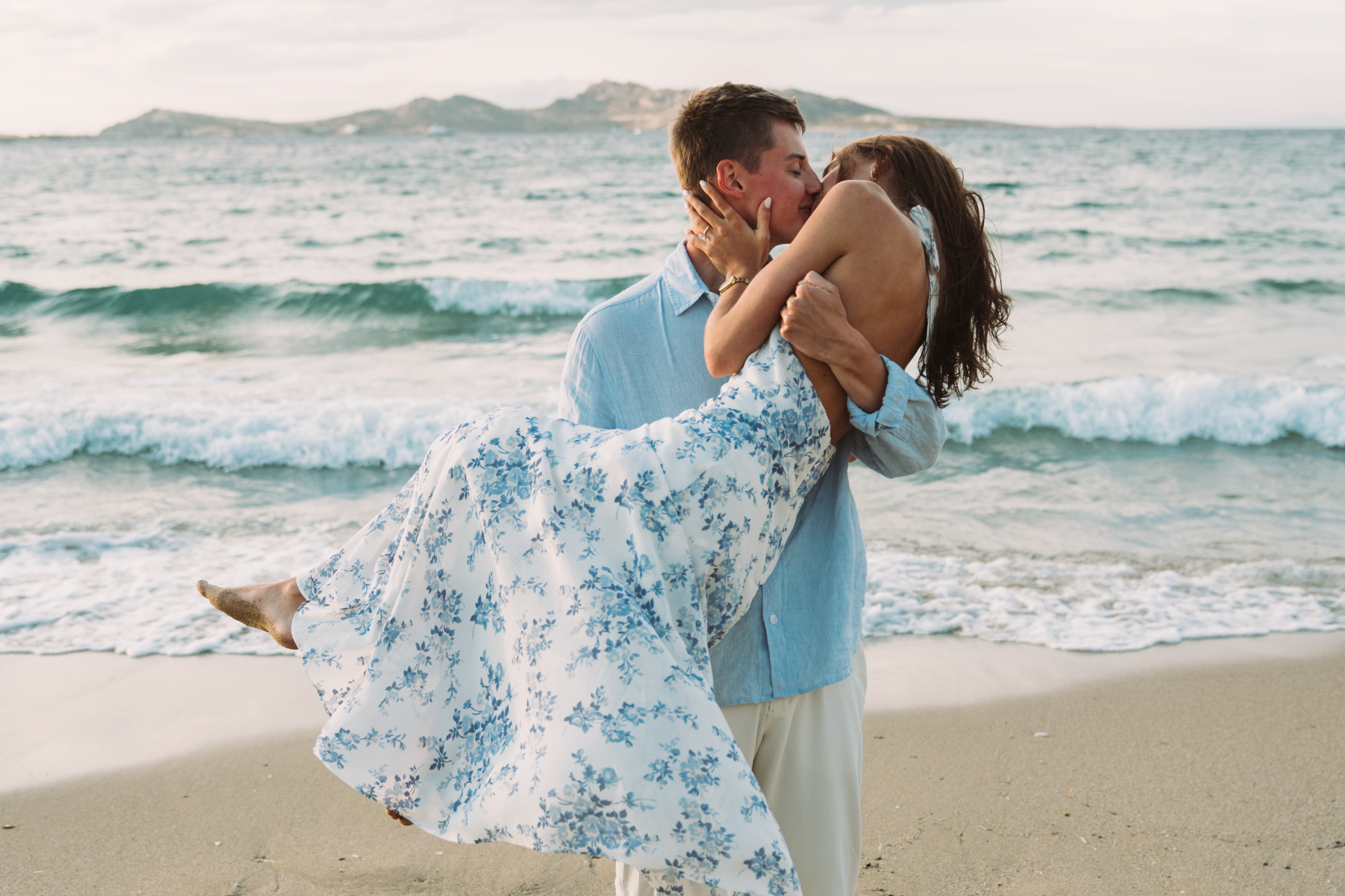 How to look amazing in your wedding photos in Greece: 3 things I wish every couple knew before their Destination Wedding How to look amazing in your wedding photos in Greece: 3 things I wish every couple knew before their Destination Wedding